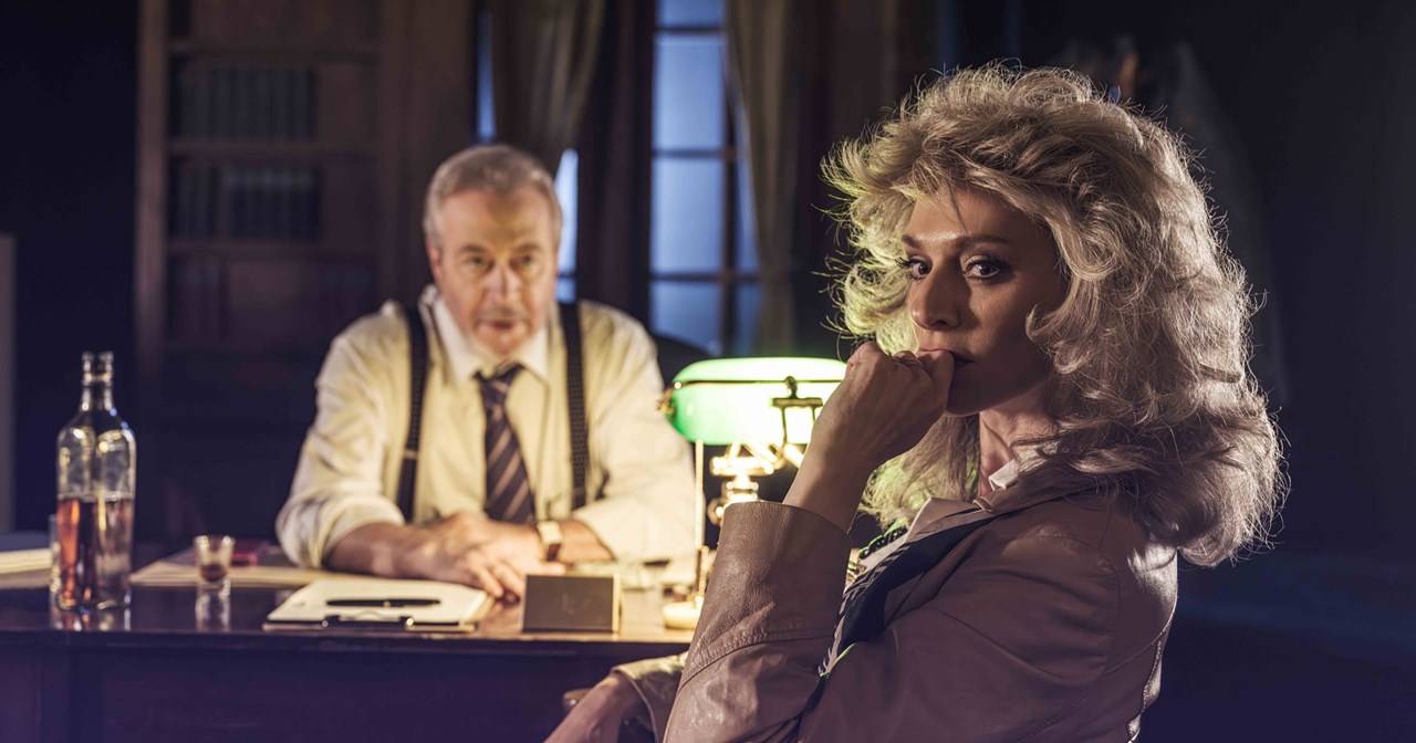 Σε ένα συγκλονιστικό έργο σκηνοθετεί τις Σύρμω Κεκέ και Άννα Καλαϊτζίδου o Βαγγέλης Θεοδωρόπουλος - εικόνα 8