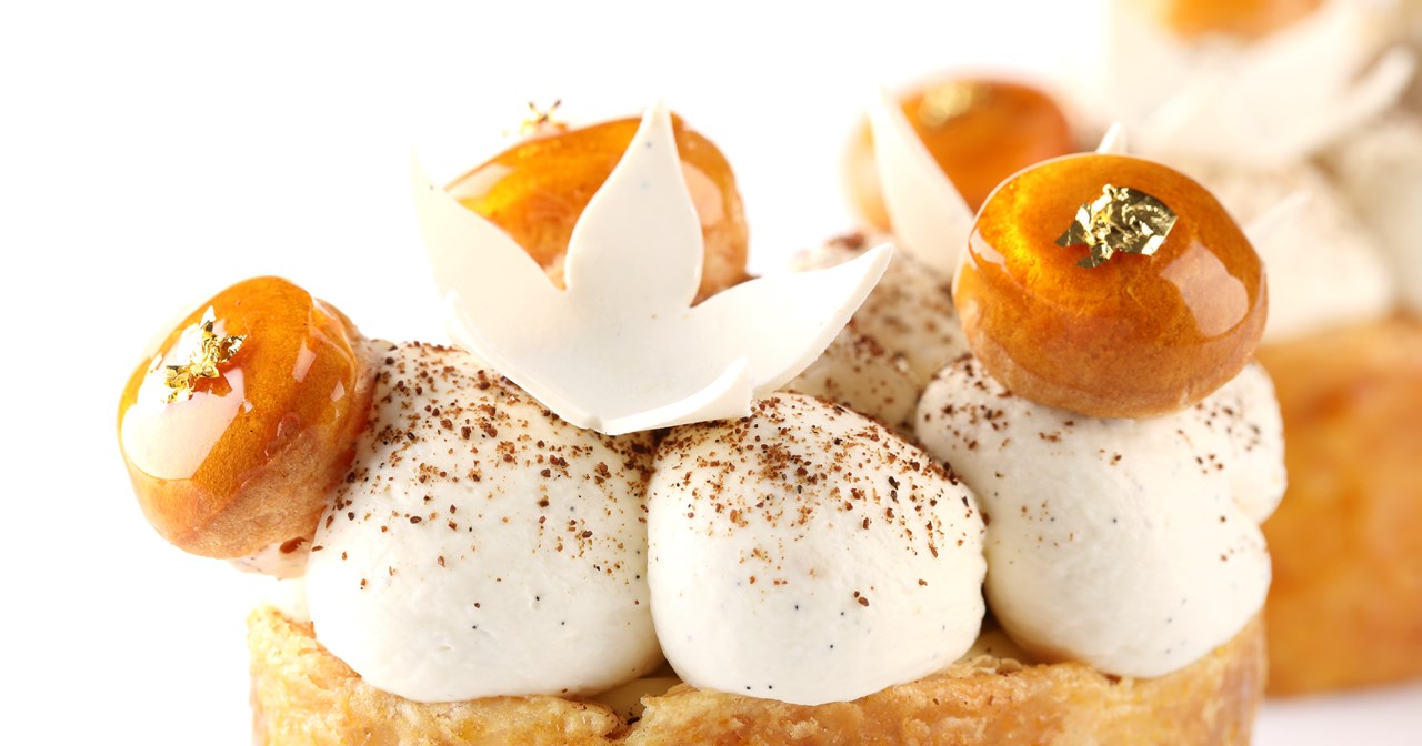 Τα "γλυκά" έθιμα του Πάσχα: Σκαλτσούνια, ταχινόπιτες, τσουρέκια και οι παραλλαγές τους - εικόνα 8