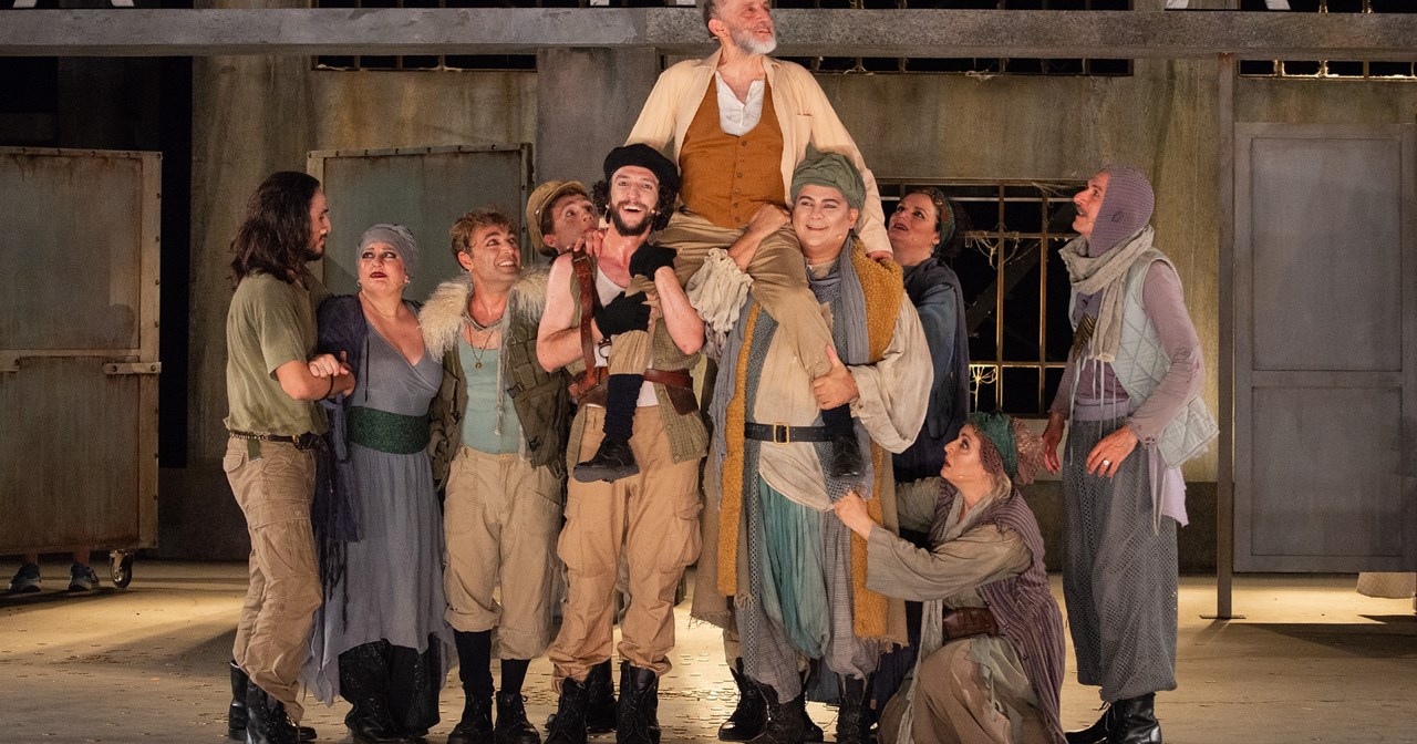 Τέσσερις γυναίκες του πενταγράμμου εμφανίζονται στο θέατρο - εικόνα 3