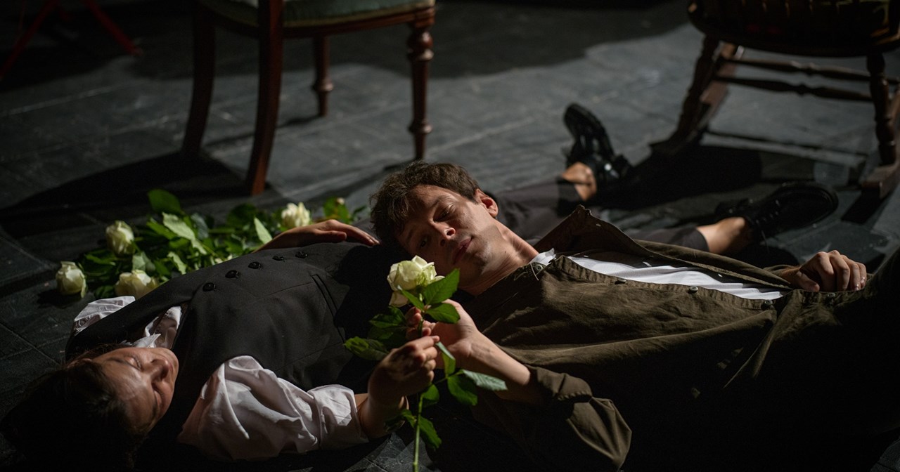 8 τελευταίες παραστάσεις για τον "Γλάρο" του Τσέχωφ στο θέατρο Σημείο - εικόνα 3