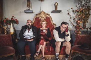 Πού παίζει η Μαρία Διακοπαναγιώτου και πού θα την δούμε; - εικόνα 4
