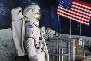 Διακεκριμένοι Έλληνες επιστήμονες μιλούν για το διάστημα στο πλαίσιο της έκθεσης "Life in space" - εικόνα 2