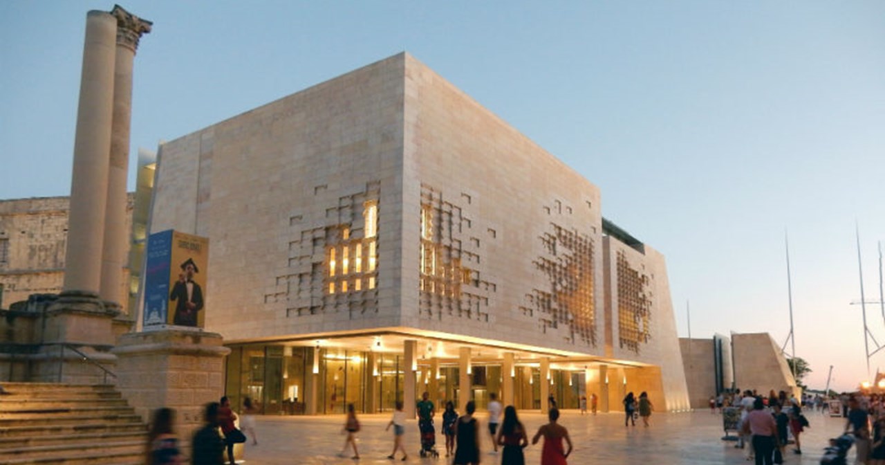 4 ευρωπαϊκές πόλεις για φτηνά ταξίδια τον Οκτώβριο - εικόνα 8