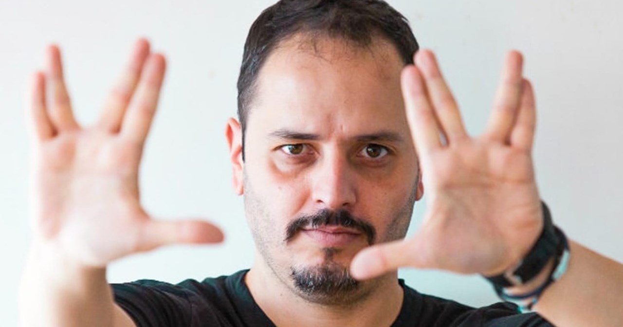 Ο Αλέξανδρος Τσουβέλας "προσγειώνεται" στη σκηνή του Gagarin - εικόνα 1