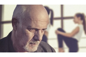 Το "Απόρρητο" σε σκηνοθεσία της Ταμίλα Κουλίεβα επανέρχεται στο Διάνα - εικόνα 5