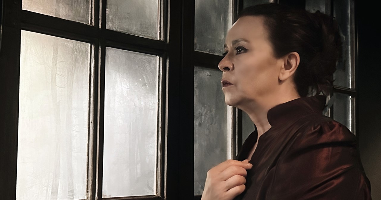 "Βρικόλακες": Η επιτυχημένη παράσταση της Αναστασίας Παπαστάθη επιστρέφει στο Radar - εικόνα 4