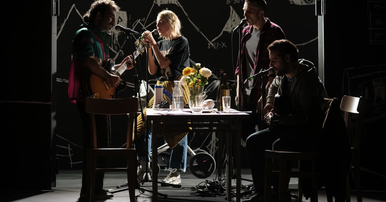 Γιώργος Νανούρης και Μαρία Κίτσου ζωντανεύουν τη Δούκισσα της Πλακεντίας στο Θέατρο Βεάκη - εικόνα 1