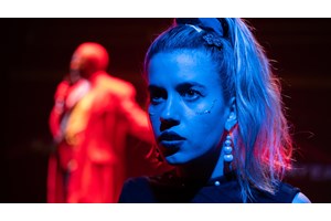 Κώστας Παπακωνσταντίνου: "Το γέλιο ρίχνει τις άμυνες – και μετά χτυπάς εκεί που θέλεις" - εικόνα 3