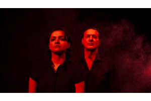 Ο Γιώργος Παπαγεωργίου σκηνοθετεί και ερμηνεύει το "1984": Ένα προσωπικό ταξίδι στον κόσμο του Όργουελ - εικόνα 5