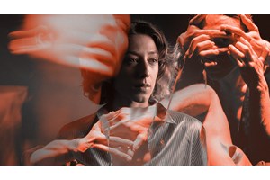 Ένα διαρκές "so fucking what" στο έργο του Ουελμπέκ που ανεβάζουν οι Εlephas Tiliensis - εικόνα 4