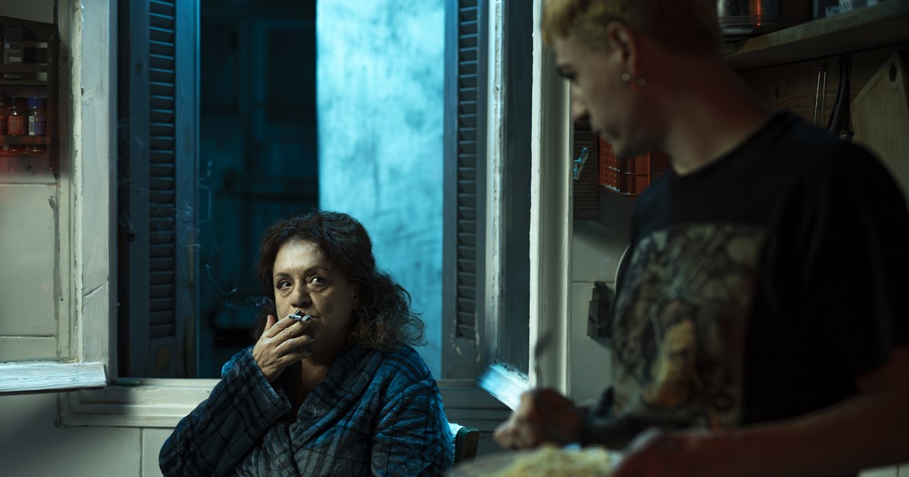 4 λόγοι για να δεις το "Όνειρο ενός Γελοίου" των Έφης Μπίρμπα & Άρη Σερβετάλη - εικόνα 4