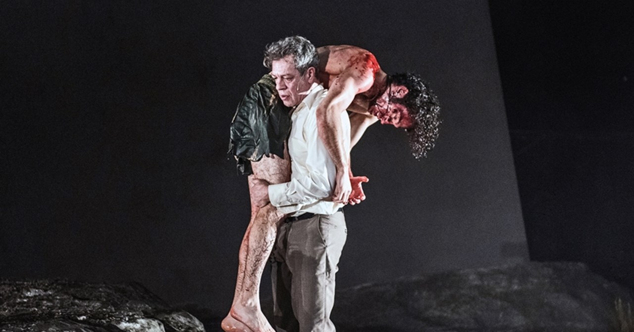 Αλλαγή στη διανομή της παράστασης "Τα σκυλιά" - εικόνα 3