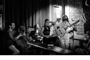 Ο Αλκίνοος Ιωαννίδης ταξιδεύει στην Ευρώπη - εικόνα 1