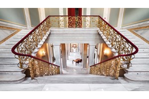 "Άμλετ*": Η σαιξπηρική τραγωδία στον σύγχρονο κόσμο της εξουσίας - εικόνα 5