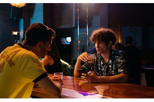 "Το Συνέδριο για το Ιράν": Η νέα παράσταση της Ορχήστρας των Μικρών Πραγμάτων - εικόνα 5