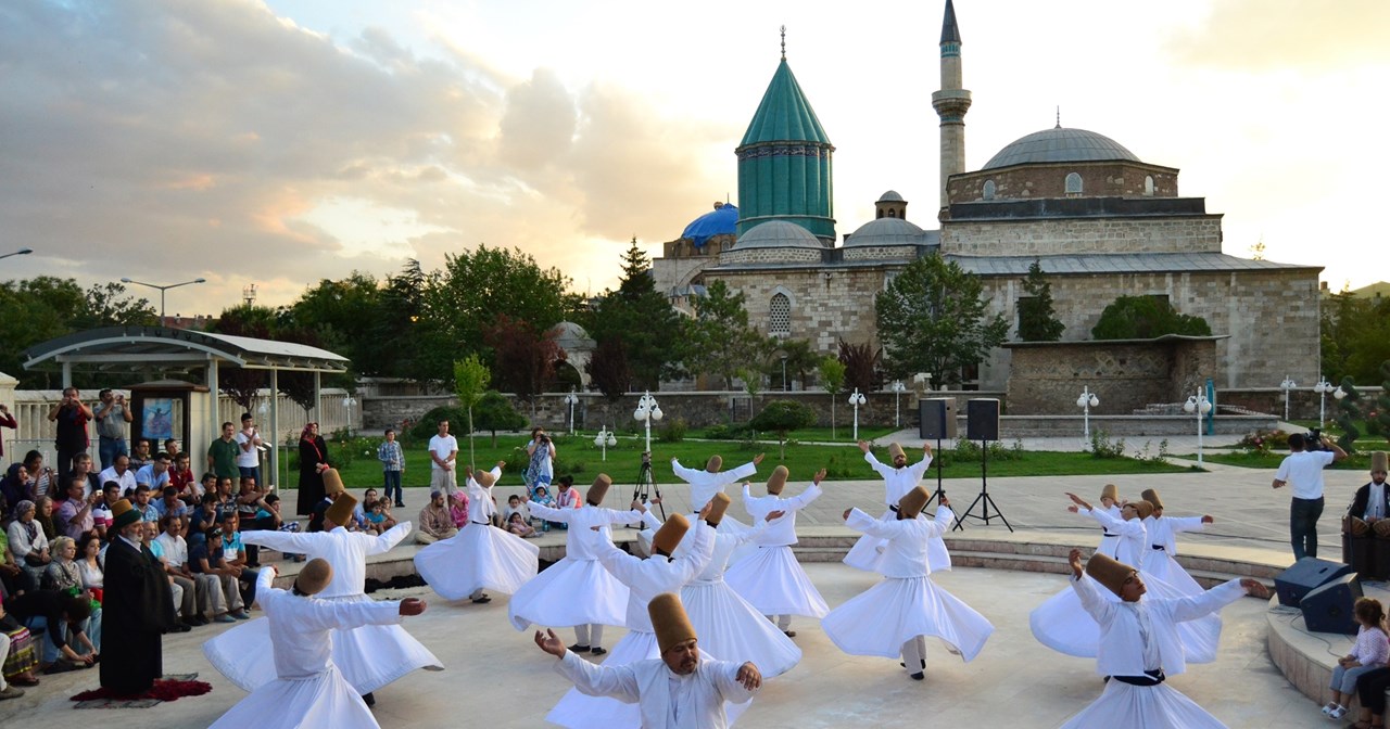 Σύρος: Ανακαλύπτοντας από την αρχή την Παλιά Αγορά της Ερμούπολης - εικόνα 10