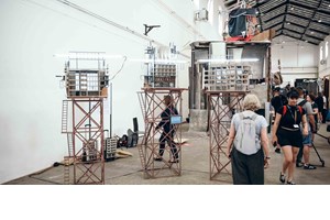 "Spectators in a ghost city": Πώς η Κύπρος συνδέει το τραύμα του παρελθόντος με τη σύγχρονη πραγματικότητα - εικόνα 5