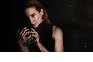 Φεστιβάλ και τον χειμώνα: Η Στεφανία Γουλιώτη επιστρέφει με το "Φονικό της Ιζαμπέλας Μόλναρ" - εικόνα 6