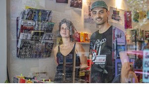 Τα βιβλιοπωλεία της γειτονιάς μάς συστήνονται: Το "Αμόνι" στα Πετράλωνα - εικόνα 9