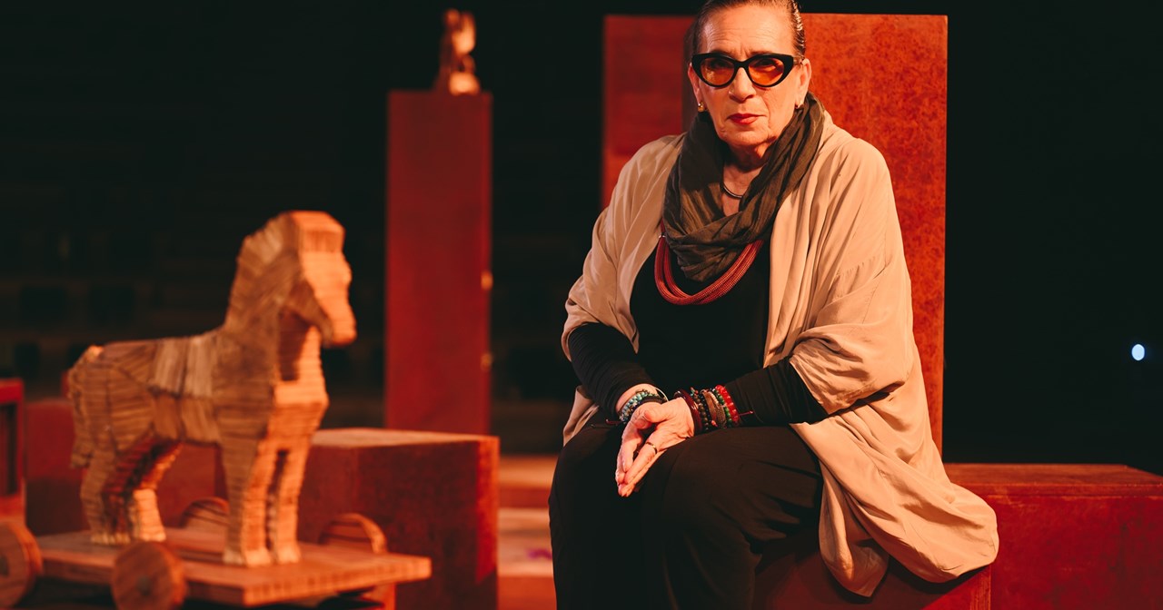 "Αλεξάνδρεια" στο Παλλάς: Ο Φωκάς Ευαγγελινός σκηνοθετεί μια υπερπαραγωγή-ωδή στη μνήμη και την ποίηση - εικόνα 4