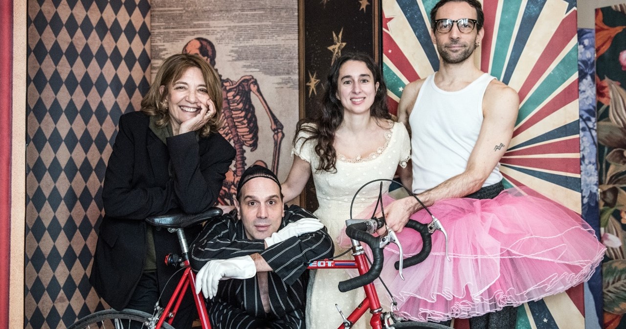 "Bones" & "Sunward": Δύο παραστάσεις όπου το σώμα γίνεται το απόλυτο υλικό δημιουργίας - εικόνα 2