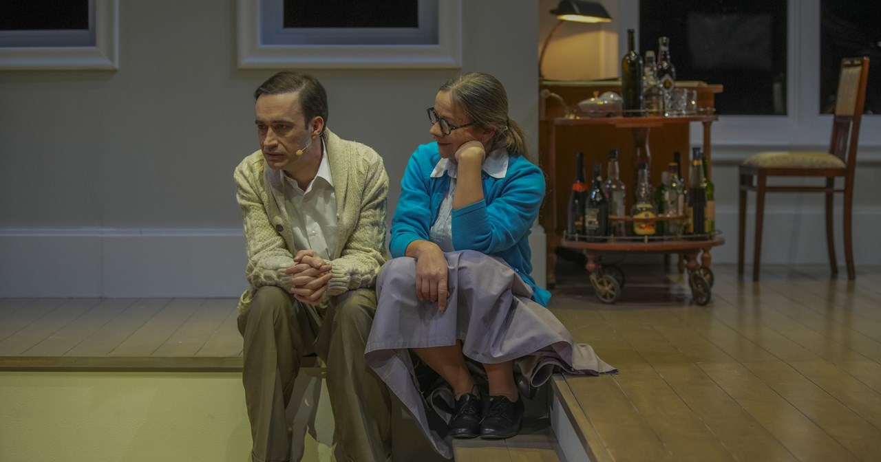 Όταν ο Αβδελιώδης συναντά τη Βιδάλη και τον Καρποδίνη: σε ποιο έργο; - εικόνα 2