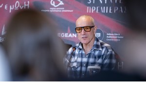 Ronan Day-Lewis | Ποιος είναι ο γιος του Daniel Day - Lewis που συνόδευσε τον μπαμπά του στις Νύχτες Πρεμιέρας - εικόνα 5