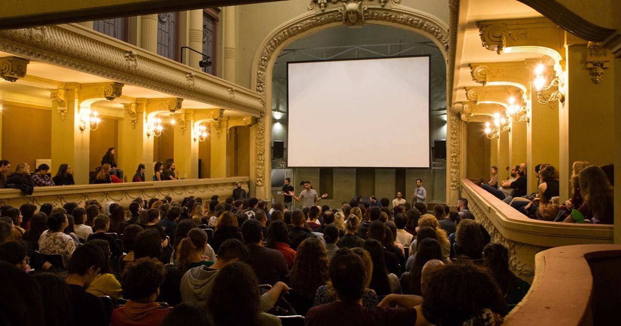 "Ίριδα: τι παίζει με το αύριο;": Συζητώντας για το μέλλον της ιστορικής αίθουσας - εικόνα 1