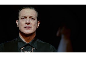 "Οιδίπους Τύραννος": Η βραβευμένη παράσταση συνεχίζει τη διεθνή της διαδρομή - εικόνα 2