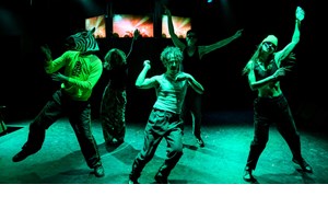 Το Εργαστήρι Δραματοθεραπείας & Θεατρικής Έκφρασης αναδεικνύει τη "Σημασία του να (μην) είναι κανείς σοβαρός" - εικόνα 4