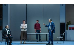 "Ψ." – Το έργο που ανοίγει τις εσωτερικές ντουλάπες μας - εικόνα 2