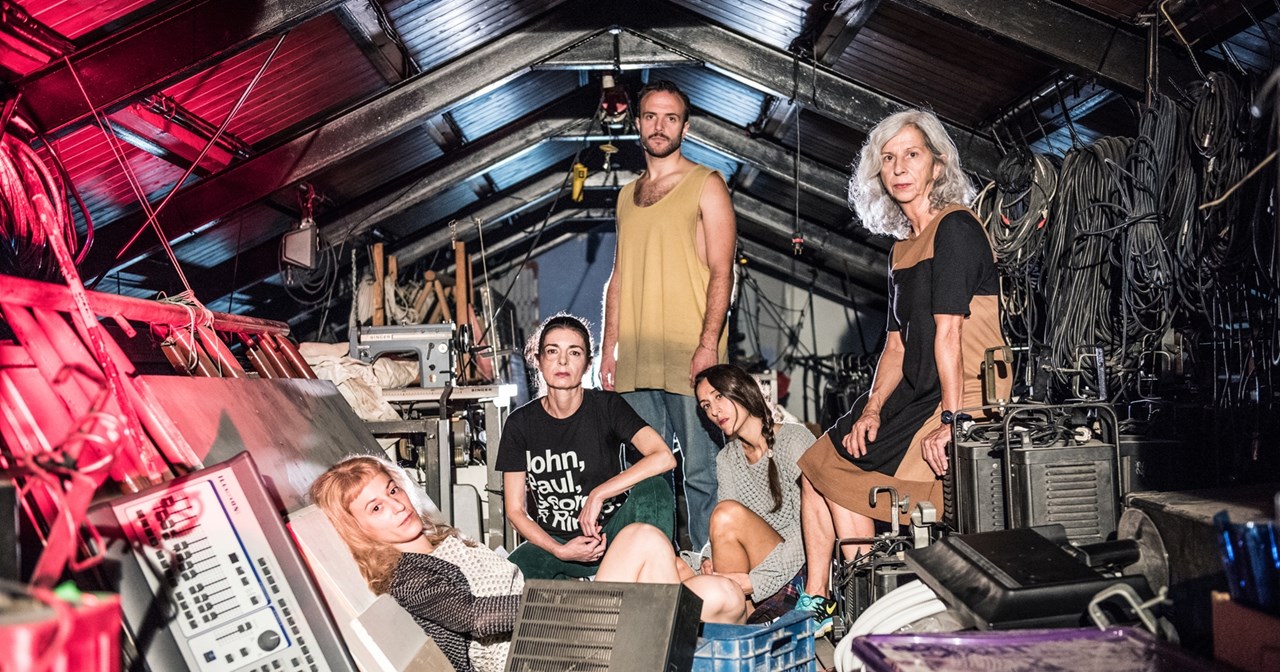 "Kontakthof": Η Μελίνα Κόντη μιλά για τη μαγεία της Πίνα Μπάους στο Εθνικό Θέατρο - εικόνα 8