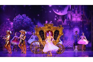 4 γιορτινά ραντεβού στο Christmas Theater - εικόνα 6