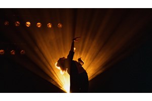 "Όμορφη Πόλη – 100 χρόνια Μίκης Θεοδωράκης": Η τελευταία μεγάλη υπόκλιση στο Ηρώδειο - εικόνα 7