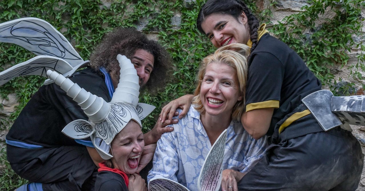 Η παράσταση "Τι είναι αυτό;" καλεί τα παιδιά να αναλογιστούν το νόημα της αγάπης - εικόνα 3