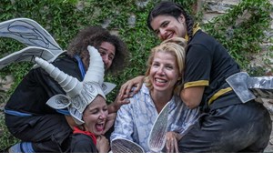 Η παράσταση "Τι είναι αυτό;" καλεί τα παιδιά να αναλογιστούν το νόημα της αγάπης - εικόνα 3