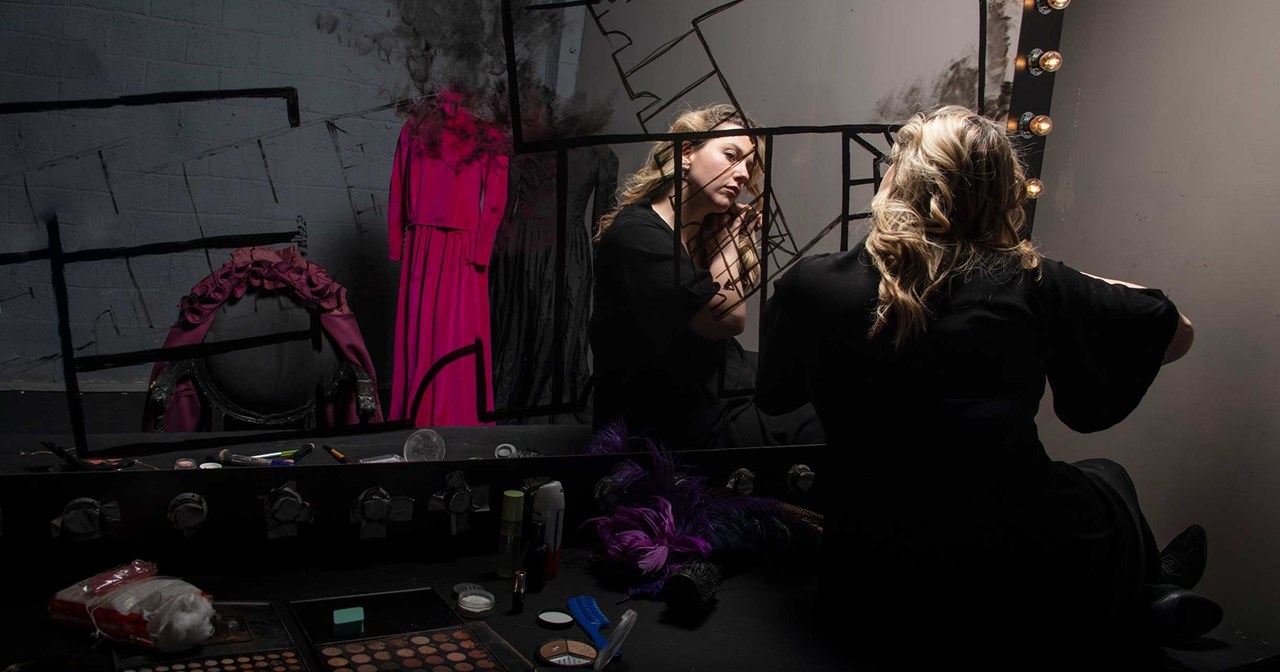 "Για ένα Θέατρο των Ιστοριών": Τέσσερις παραστάσεις-κραυγές στο Θέατρο Καλλιρρόης - εικόνα 3