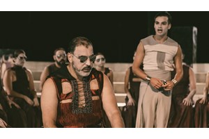 Γιατί όλοι μιλάνε για τον "Ίωνα" που κλείνει το Φεστιβάλ Επιδαύρου; - εικόνα 6