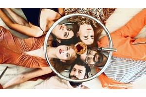 Ο Μάνος Βουλαρινός φέρνει τη "Μεγάλη αρπαχτή" στο Παλλάς - εικόνα 2