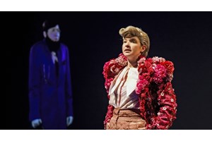 Κιού: Ένα θεματικό βιβλιοπωλείο για το θέατρο ανοίγει στην Κυψέλη - εικόνα 6