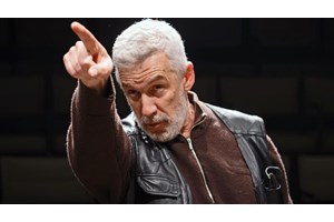 "Η ράβδος"- Τελευταίες παραστάσεις στο Οδού Κυκλάδων - εικόνα 4