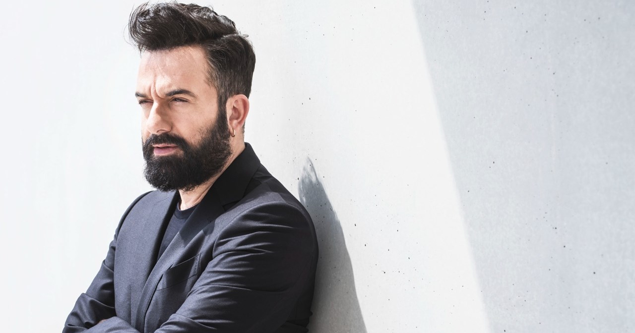 "Μαύρη σαμπούκα": Φιλία, λάθος timing και πολύ γέλιο στην απίστευτη κωμωδία - εικόνα 3