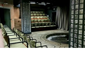 Το θεατρικό καλοκαίρι ξεκινά: Οι παραστάσεις που θα δούμε τον Ιούνιο - εικόνα 15