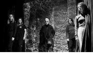 "Απόγνωση": Το έργο-κραυγή κατά της βίας επιστρέφει τον Οκτώβριο στη σκηνή - εικόνα 3