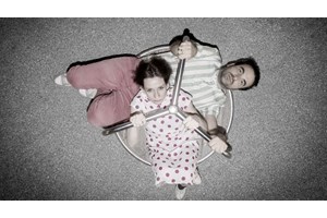 Ομάδα GAFF ξανά ζωντανεύει τις "Νεκρές ψυχές" στο Θέατρο Θησείον - εικόνα 6