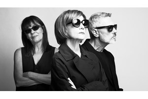 "Πάρανταϊζ - Η αίθουσα κλιματίζεται": Η ομάδα Seven Sisters επιστρέφει με νέα παράσταση - εικόνα 3