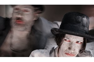 "Σπυριδούλες" και "Ο Γιάννης το βούδι": Δύο παραστάσεις πραγματεύονται το θέμα της αποδοχής από διαφορετικές οπτικές γωνίες - εικόνα 2