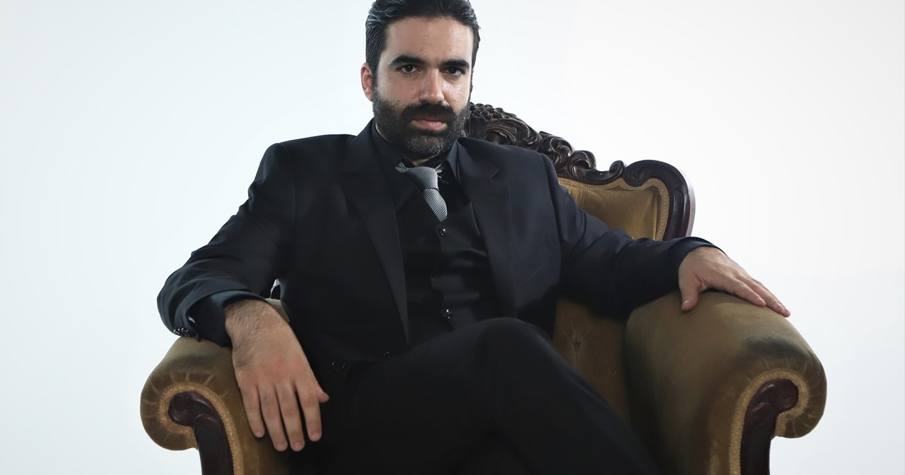 Οι κομματάρχες επιστρέφουν με "Δάφνες και Πικροδάφνες" - εικόνα 4