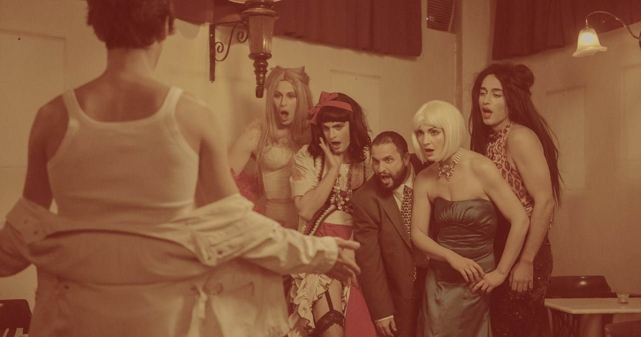 Τα "Μπλε καστόρινα παπούτσια" για 10 ακόμη παραστάσεις - εικόνα 5