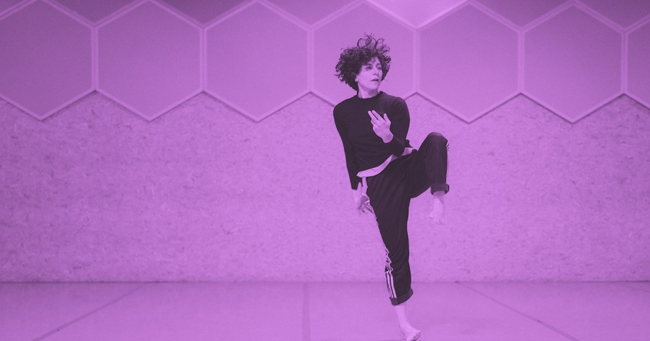 "Ακίνητος δρομέας": Ο Αντώνης Κουτρουμπής μας μιλά για τη νέα εικαστική performance - εικόνα 5